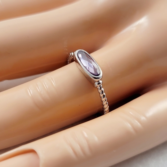 Sterling Silver Horizontal Amethyst Ring - Picture 2 of 10